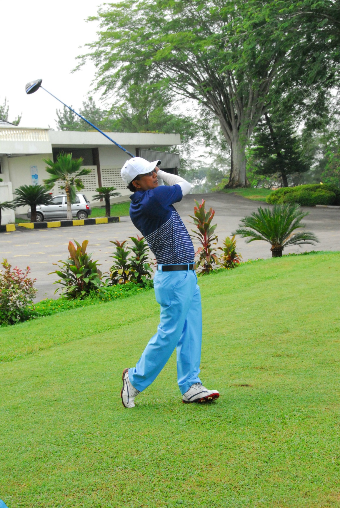 PRO15 157 GOLF DSC 0278.JPG